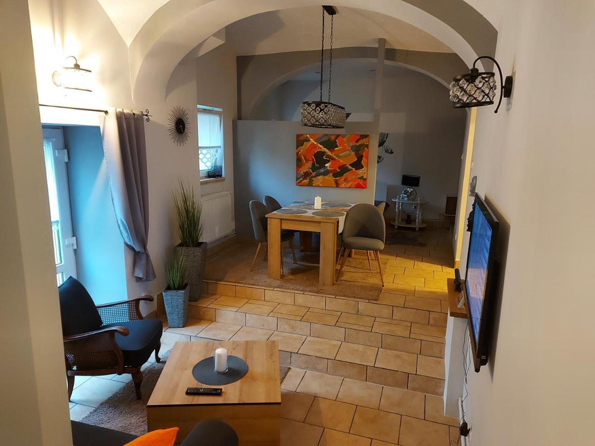 Apartament Przy Ratuszu Boguszów-Gorce Kültér fotó