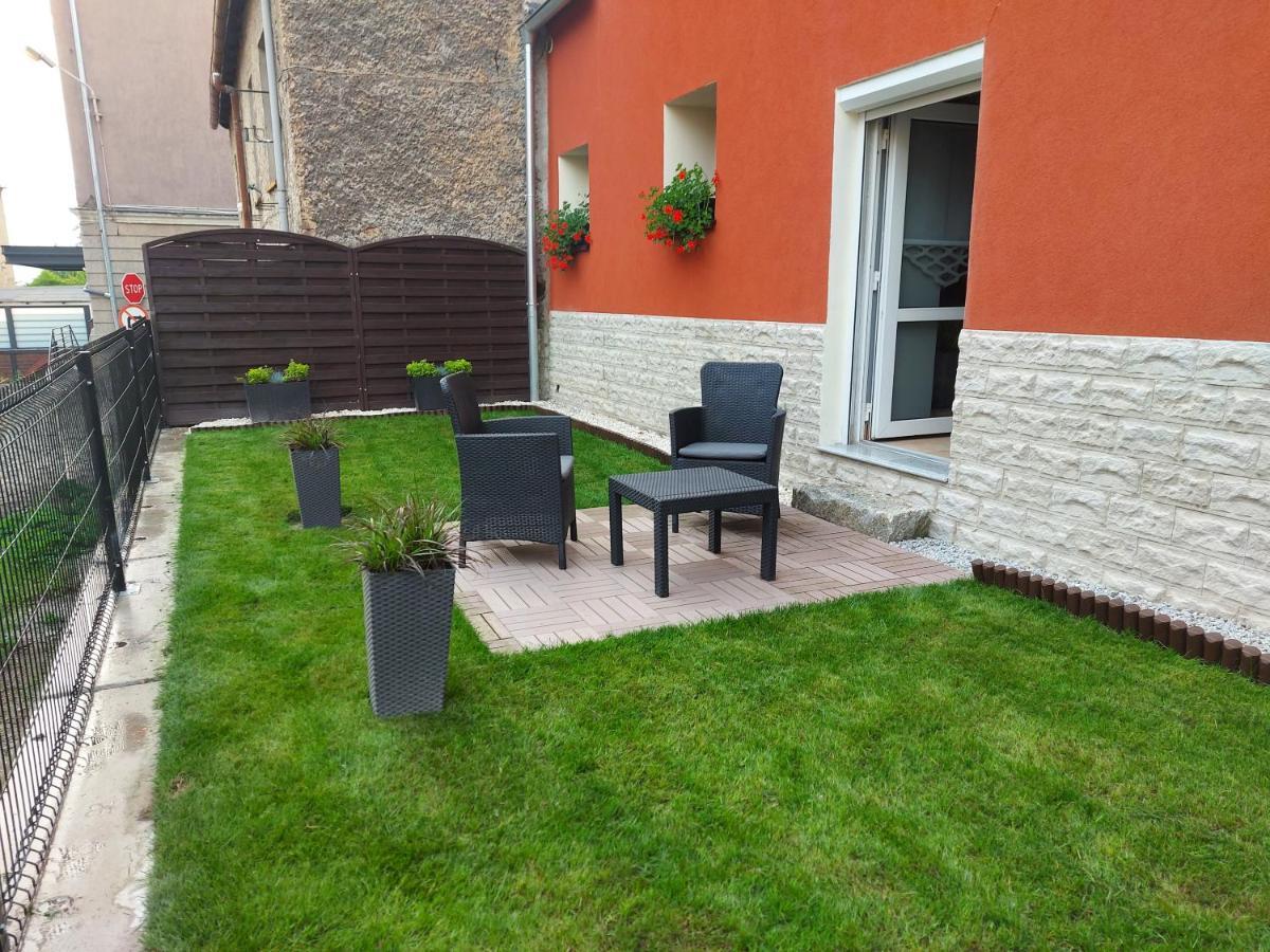 Apartament Przy Ratuszu Boguszów-Gorce Kültér fotó